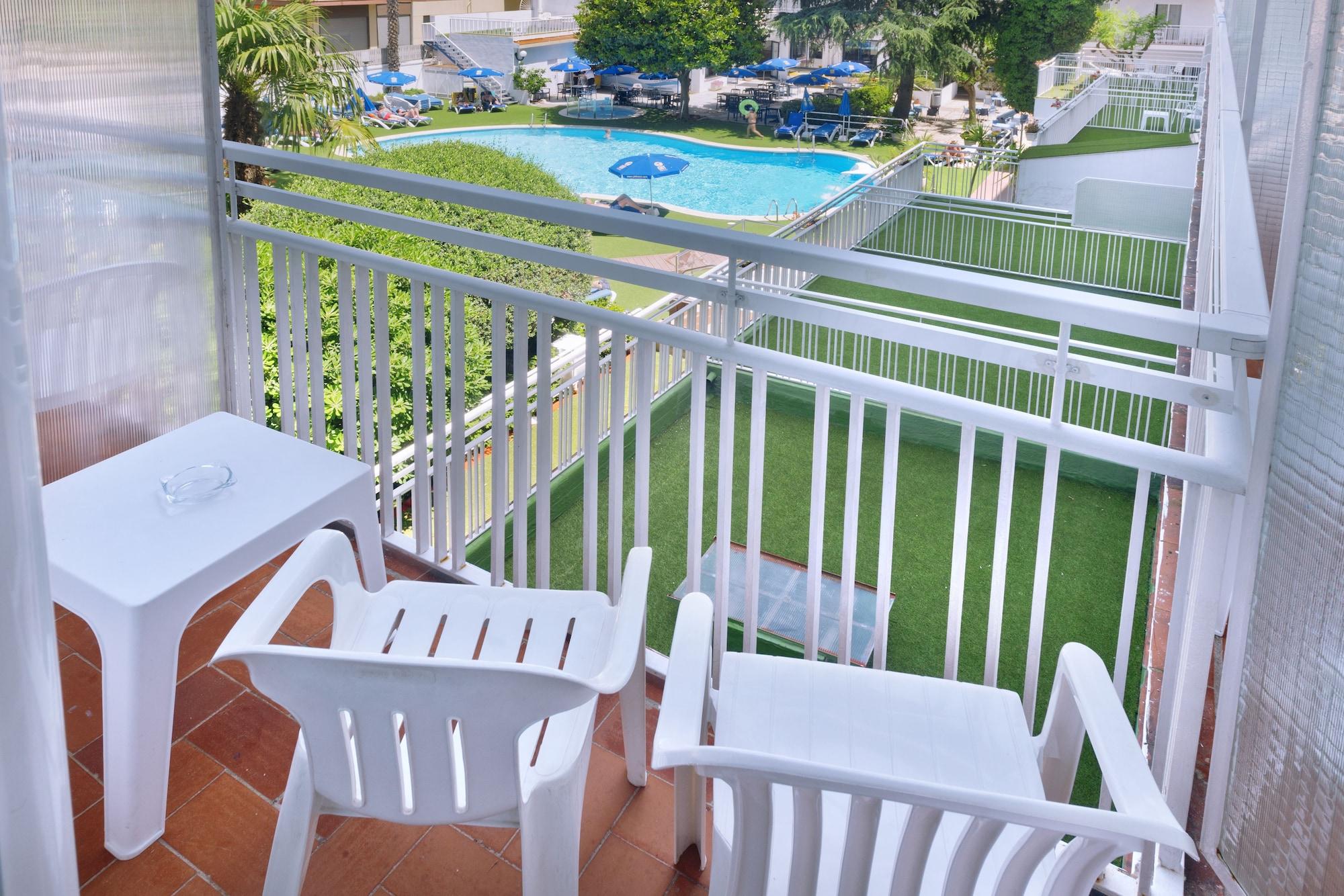 Ght Balmes, Hotel-Aparthotel&Splash 칼레라 외부 사진
